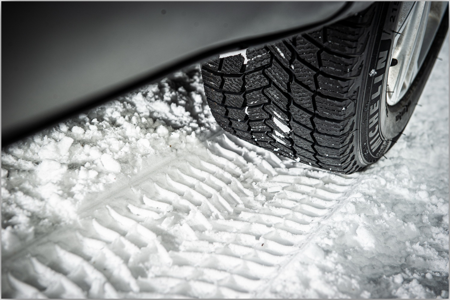 MICHELIN X-Ice Snow | Симметричный направленный рисунок протектора