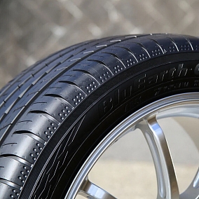 Автошина 215/55 R16 97W XL YOKOHAMA AE51 BluEarth-GT