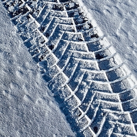 Автошина 245/45 R18 100H XL PIRELLI Ice Zero FR